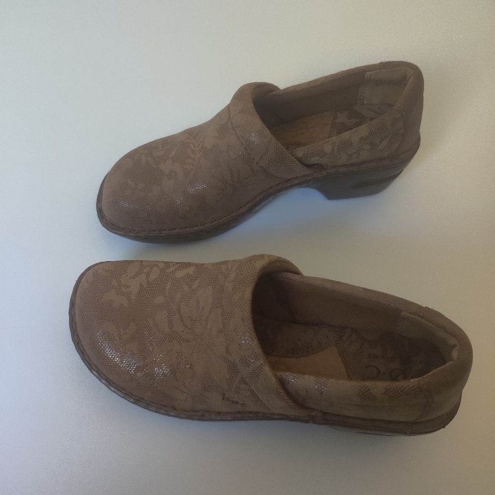 BOC Born Of Concept Brown Floral Embossed Clogs, Size 6.